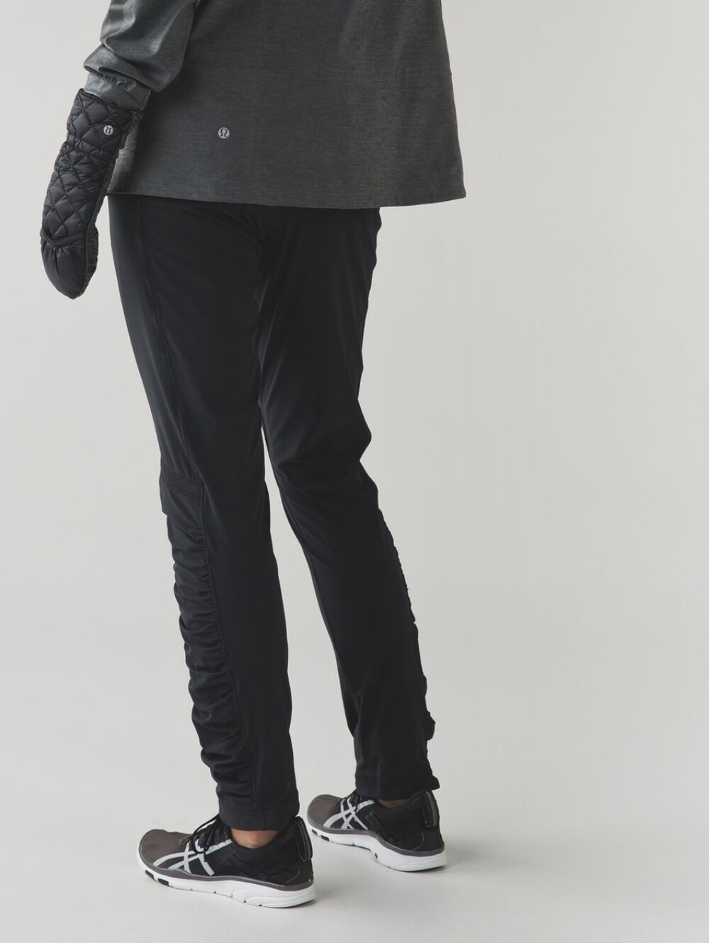 Lululemon Runderful Pant Black - Picture 2 of 14